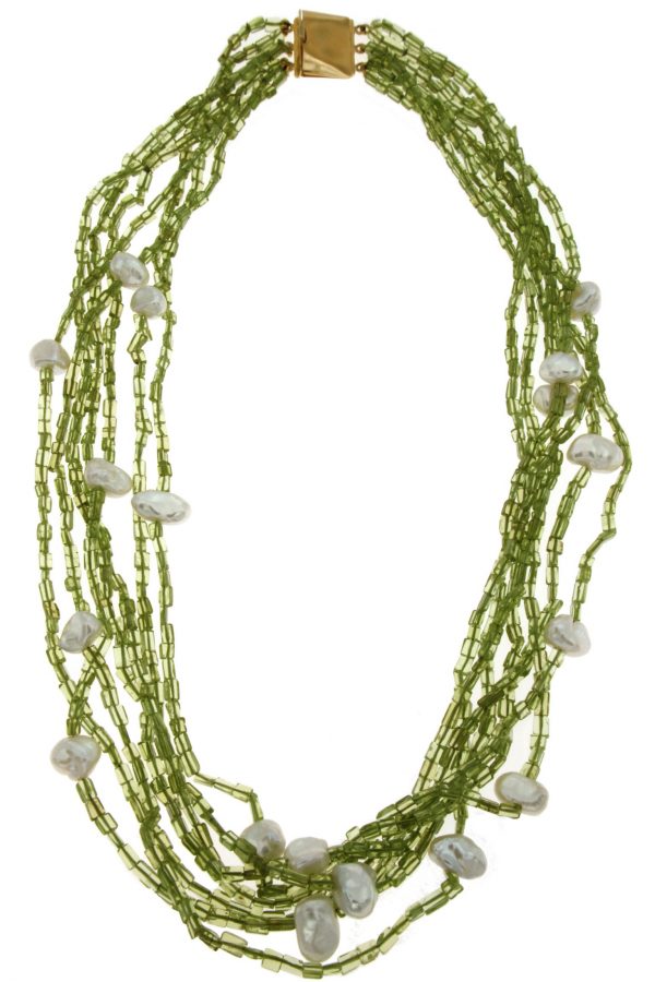 Collana di peridoto multifilo con inserti di perle Keshi coltivate naturali