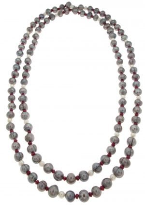 Collana di perle naturali coltivate grigie e rubini