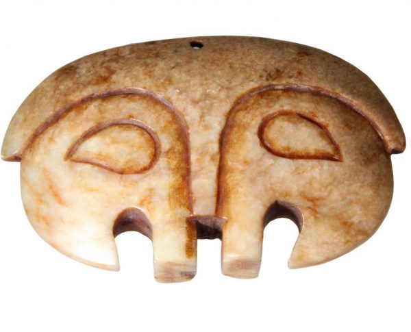 Giada antica incisa raffigurante un viso
